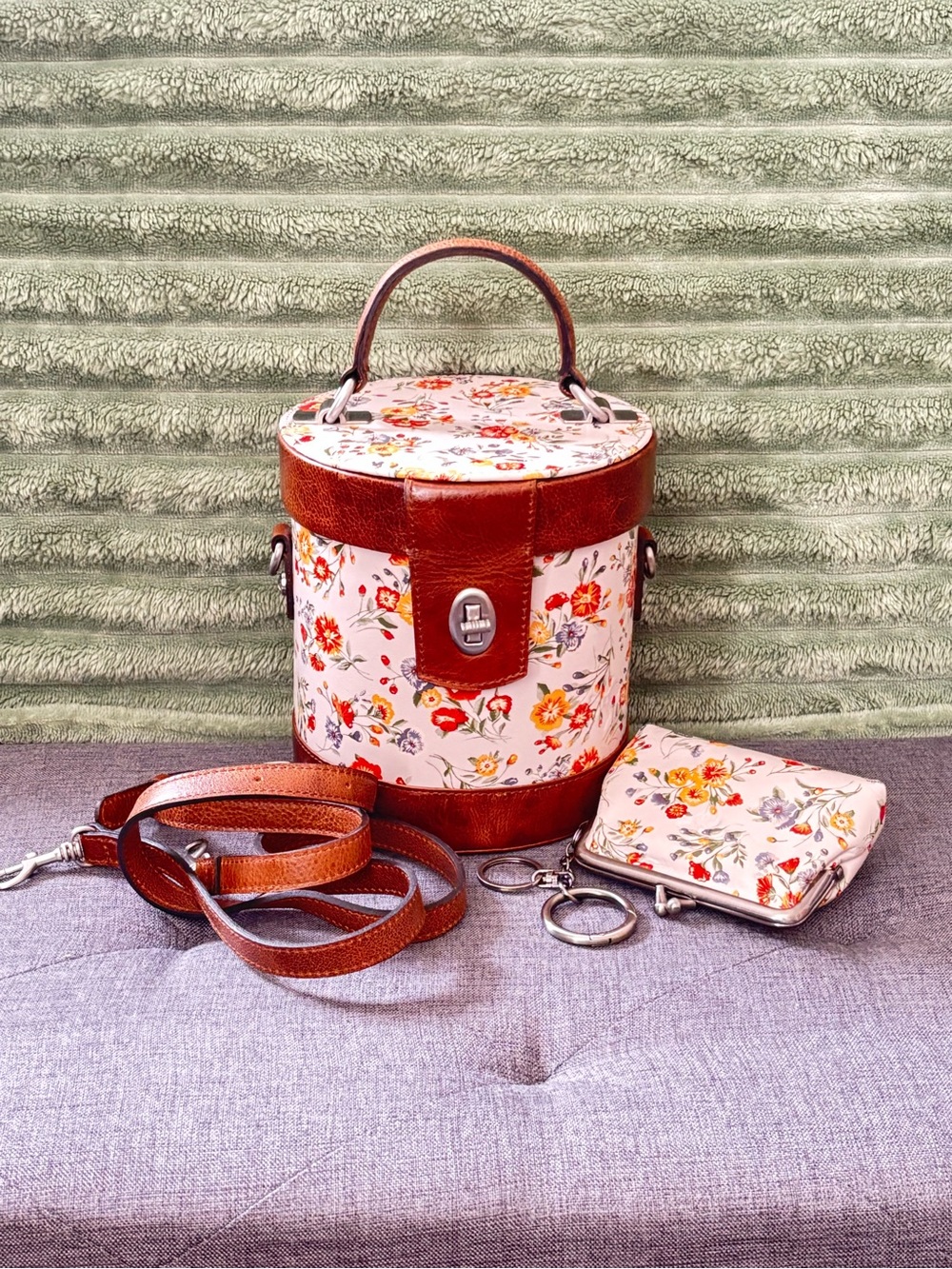 Patricia Nash Cream Floral Cylinder Crossbody with Brown Trim and Coin Purse - Picture 15 of 15